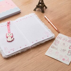 Conjunto Criativo Caderno Fluffy A6, Adesivos e Pingente Marie Aristogatas - DAC