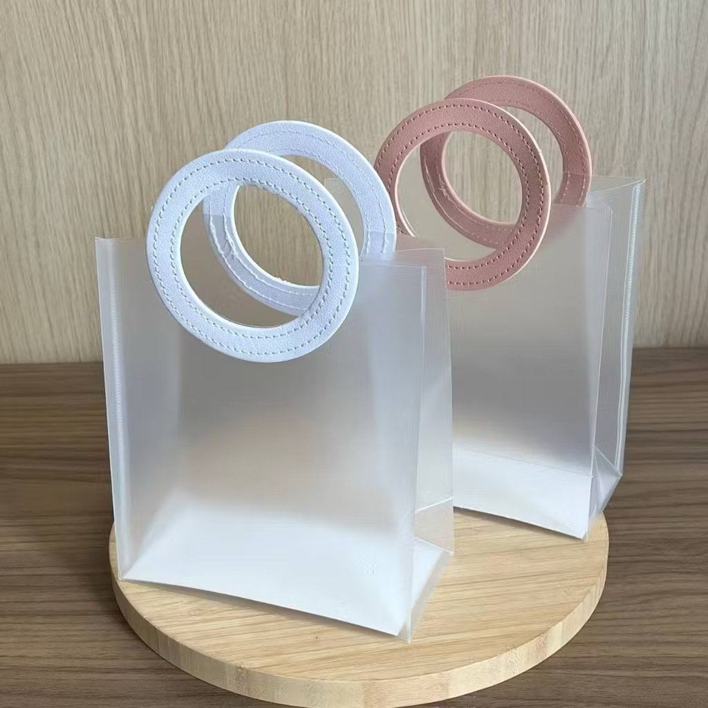 Embalagem Bolsa Transparente c/ Alça Argola 18,5 x 16x8cm - IMPORTADO - UND