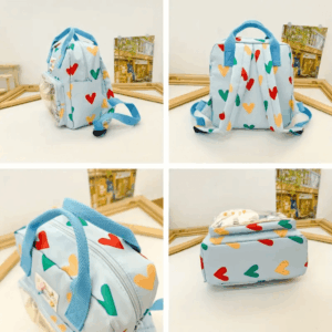 Mochila Quadrada Impermeável c/ Bolso Transparente Coraçãozinhos 26x24x12cm - IMPORTADO - UND
