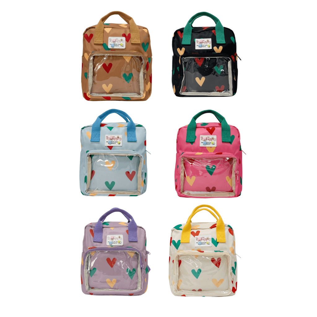 Mochila Quadrada Impermeável c/ Bolso Transparente Coraçãozinhos 26x24x12cm - IMPORTADO - UND