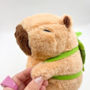 Pelúcia Fofa CAPIVARA Mochilinha 24 cm - UND