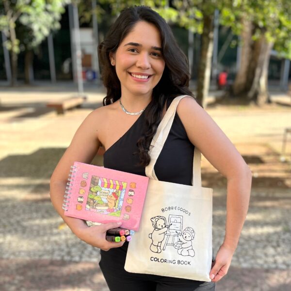 Combo Perfect BOBBIE GOODS - ECOBAG + LIVRO DE COLORIR + 6 CANETAS TOUCH