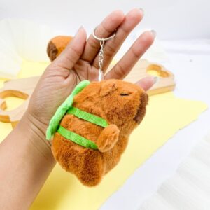 Chaveiro Fofo Pelúcia Capivara Mochilinha 10cm - UND
