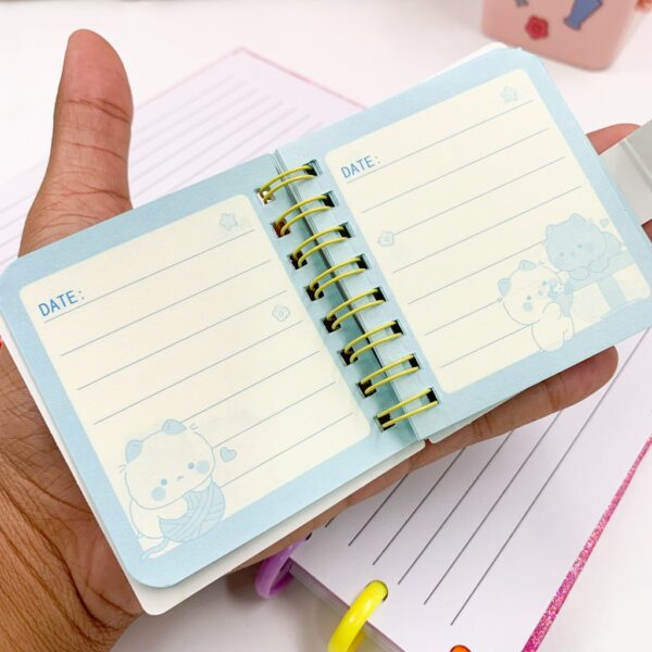Kit Mini Caderno c/ Fechamento + Bloco de Notas Capivara Kawaii - UND