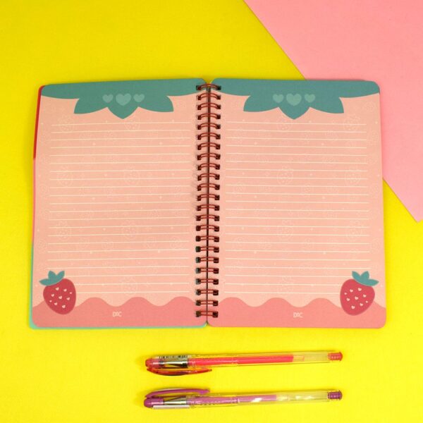 Caderno Hello Moranguinho com stickers DAC