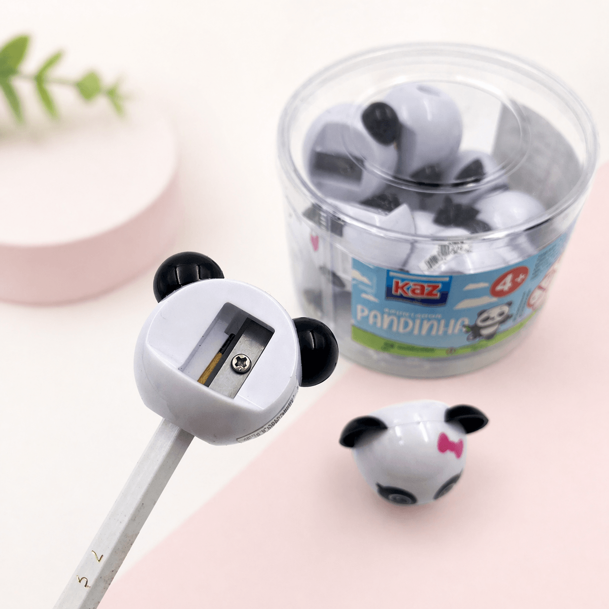 Apontador Coletor 1 Furo Pandinha - KAZ - POTE 12 UND