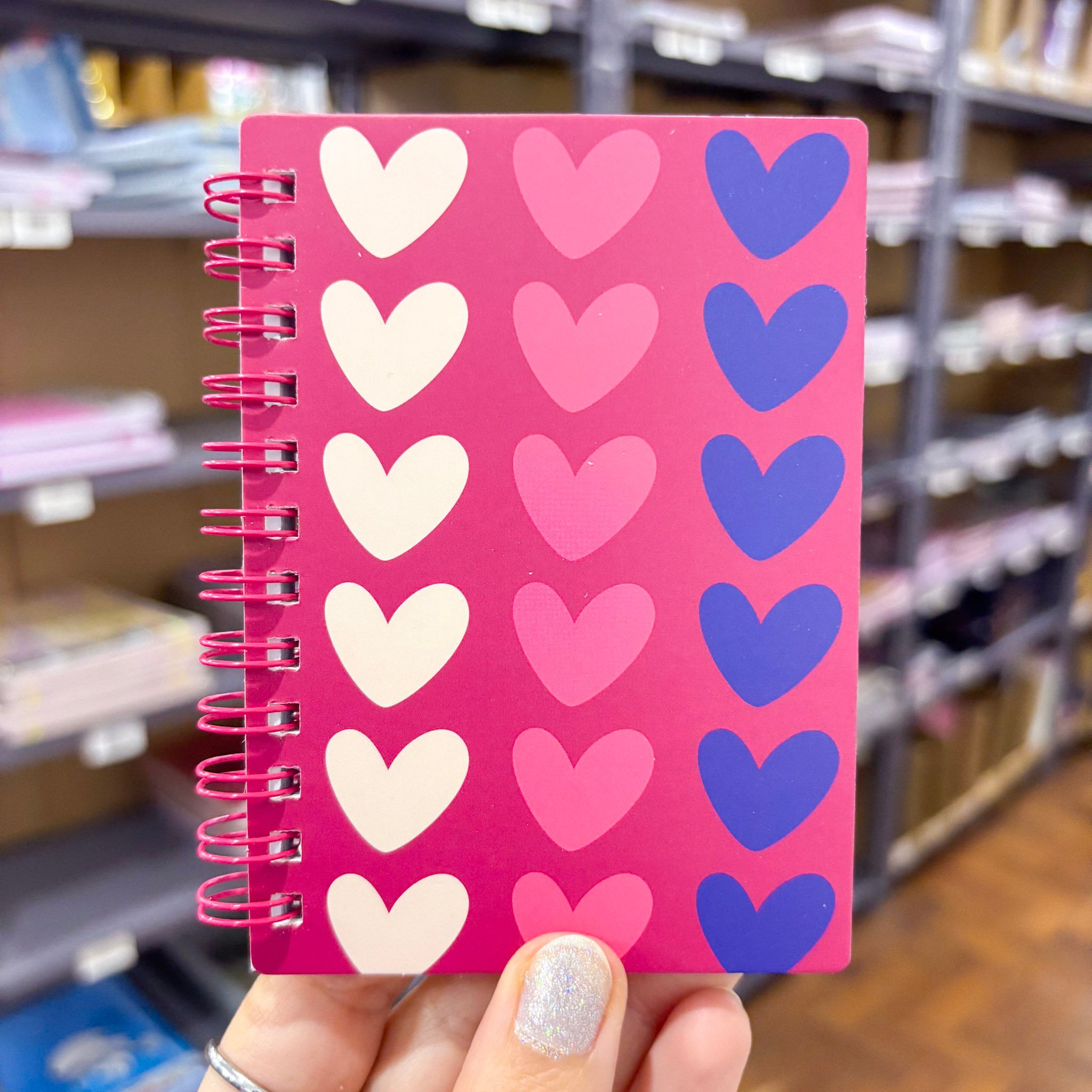 Caderno Aramado LOVE  A7 80 fls 8x11cm - TOKYO DESIGN - UND