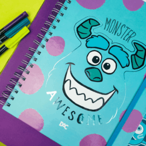 Caderno Smart Universitário 10 Matérias Monstros SA DAC