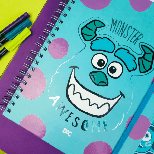 Caderno Smart Universitário 10 Matérias Monstros SA DAC