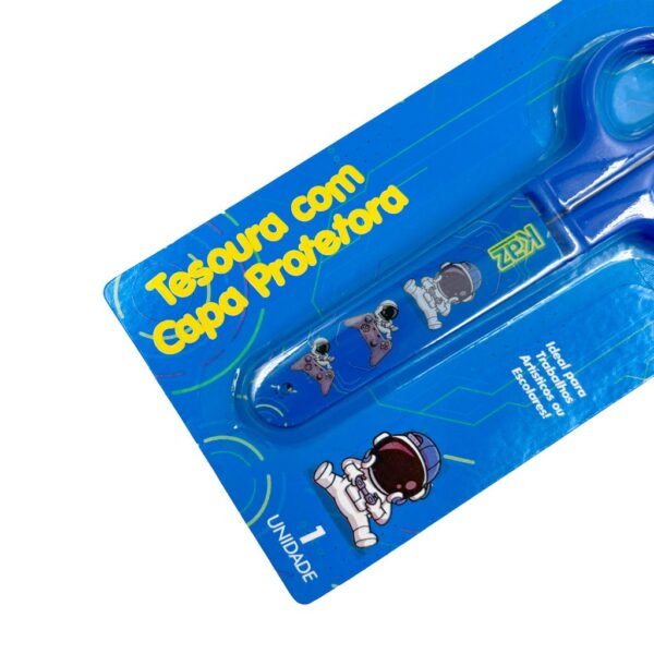 Tesoura Escolar 13 cm c/ Capa Protetora Astronauta KAZ - BLISTER