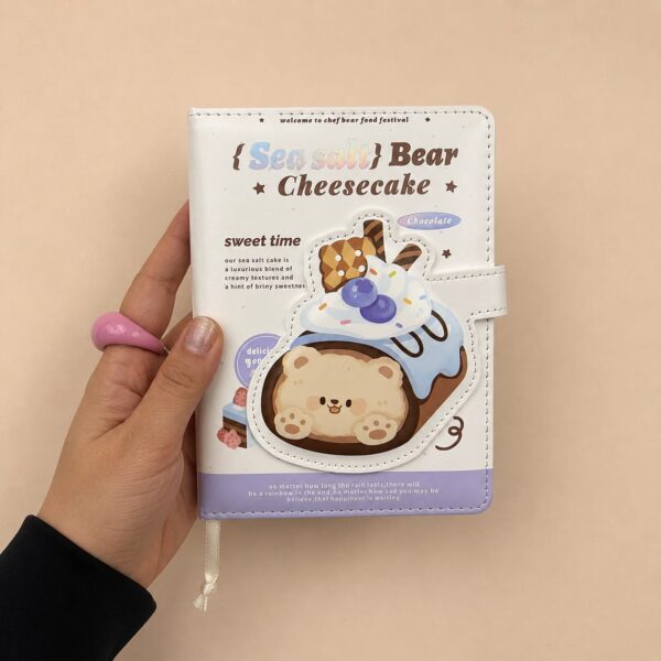 Caderno LUXO c/ Fechamento Ursinhos Doces 12,2x16,9cm - IMPORTADO - UND