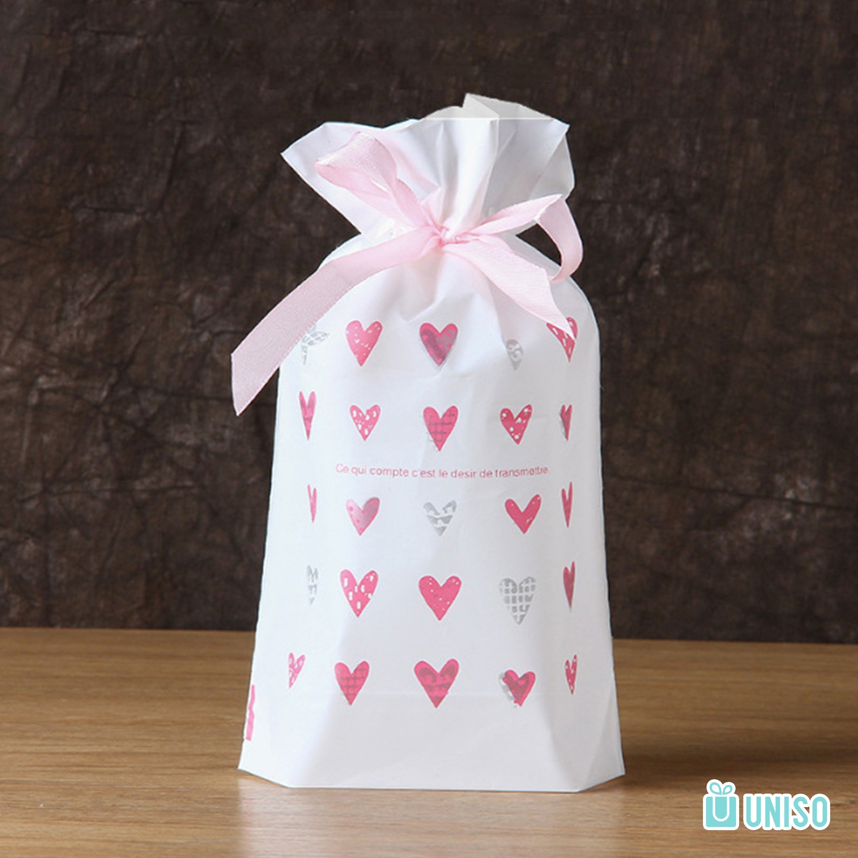 Embalagem Saco Presente c/ Fita Coração 15x23cm -  UNISO - PACOTE 10 UND