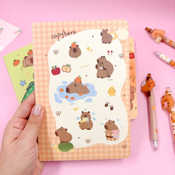 Caderno Grampeado 19x13 cm CAPIVARA - UND