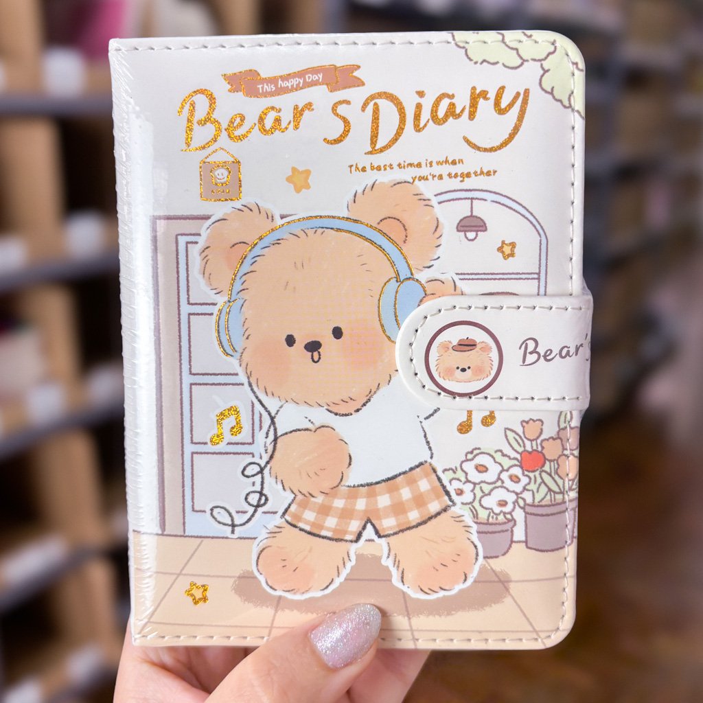 Caderno LUXO c/ Fechamento Ursinhos 10,3x13,7cm - IMPORTADO - UND