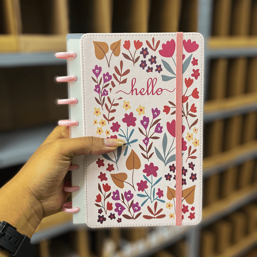 Caderno de Disco Hello Flores A5 80 Fls 8 discos 15x21,2cm - IMPORTADO - UND