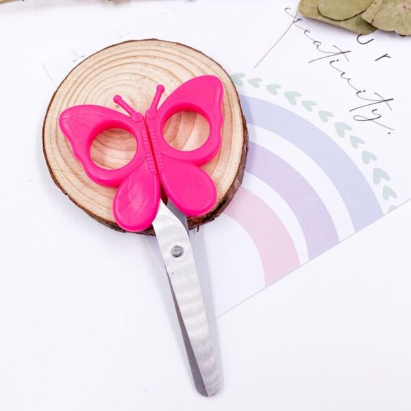 Tesoura Fofa 13 cm Borboleta KAZ - BLISTER