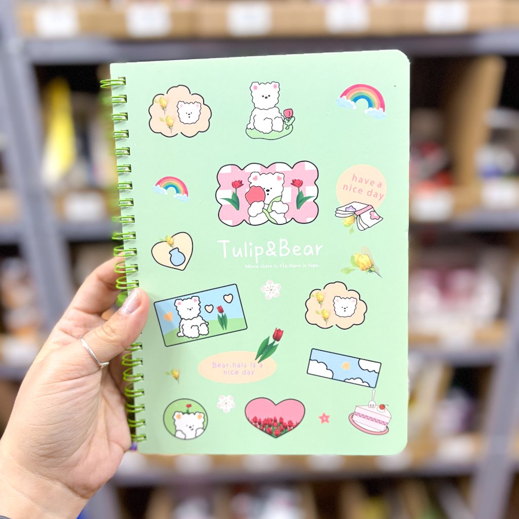 Caderno A5 Espiral Ursinho e Tulipas 64 fls 14,3x20,5cm - IMPORTADO - UND