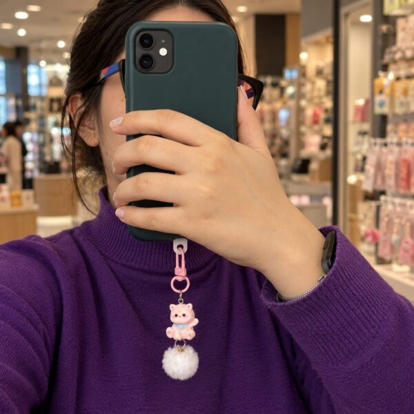 Chaveiro Tendência Charm p/ Celular Gatinho Pompom - IMPORTADO - UND