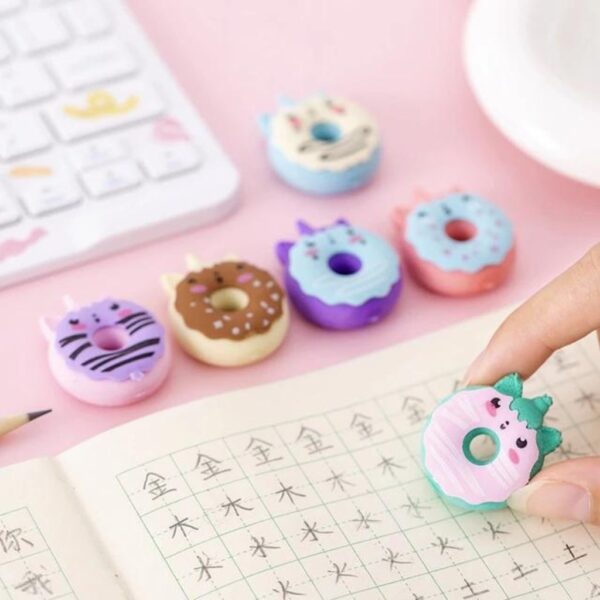 Borracha 3D Colorful Donut Bichinhos