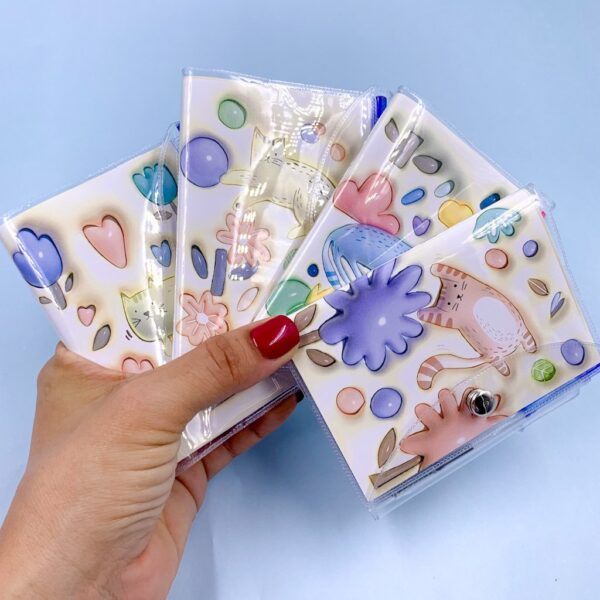 Mini Caderno Gatinho Capa c/ Fechamento e Mini Caneta - UND