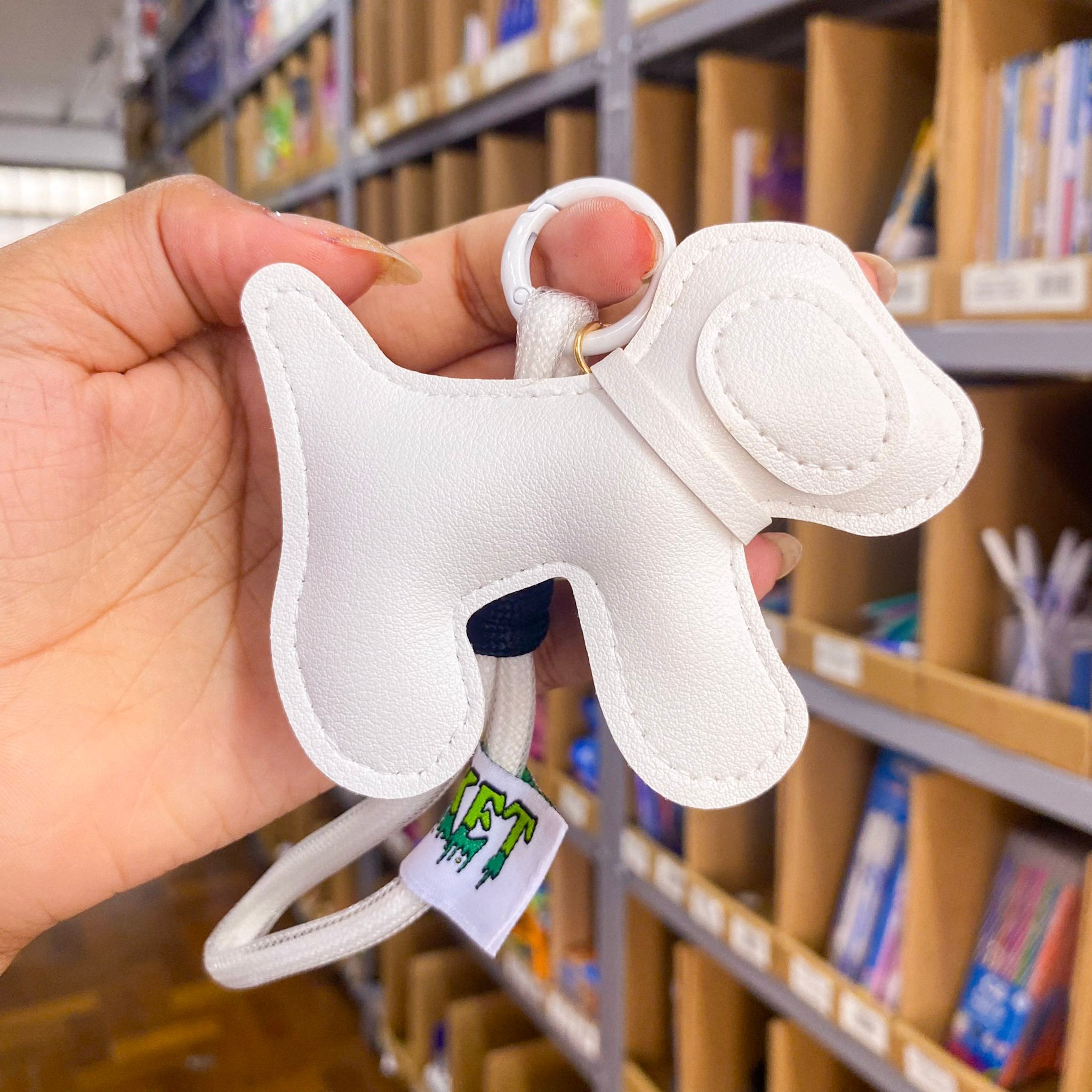 Chaveiro Tendência Charm Cachorro Courino - IMPORTADO - UND