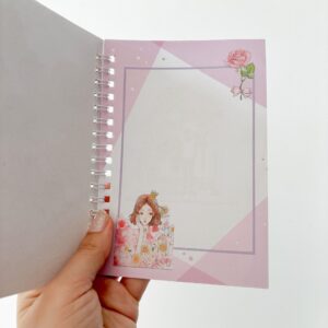 Caderninho de Adesivos Aramado c/ Chaveiro Anime Diy Sortido