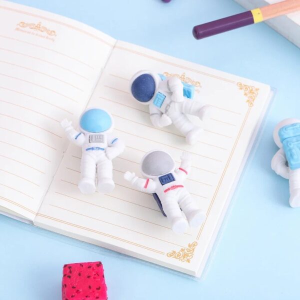 Borracha 3D Colorful Astronauta - Cx 48 Und