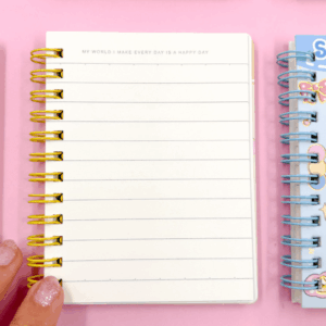 Mini Caderno Espiral Menininhas Sunday Record 70 fls 8,7x11,7cm - IMPORTADO - UND