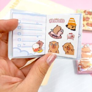 Mini caderninho de Adesivos c/ Pingente Capivara - Blister 2 Und