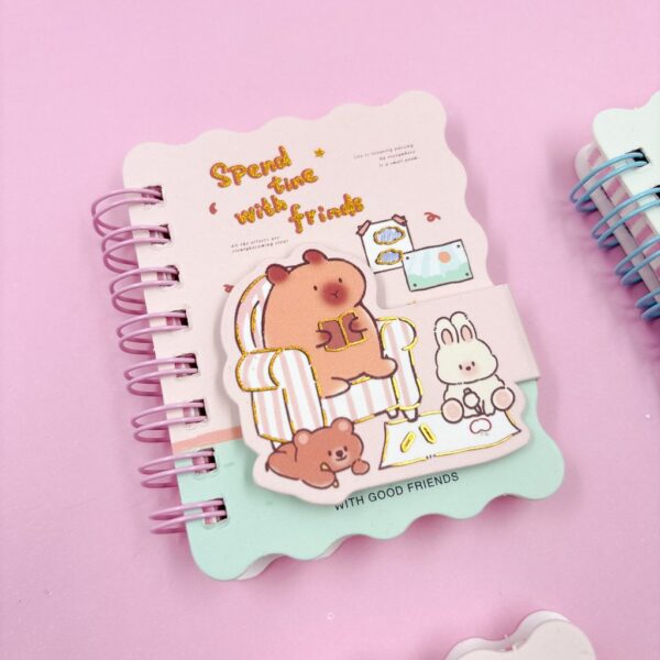 Mini Caderno Aramado Folhas Decoradas Capivara Friends PP