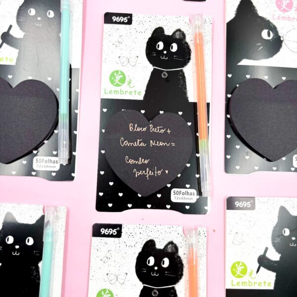 Bloco de Notas Adesivado Coração Preto c/ caneta Neon Gatinho