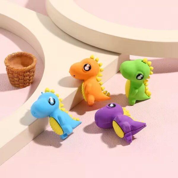Borracha Fofa 3D Dinossauro - CX 48 UND
