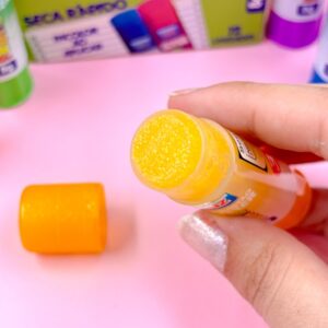 Cola Bastão 8g c/ Glitter e Aroma Fruits KAZ  - CX 12 UND