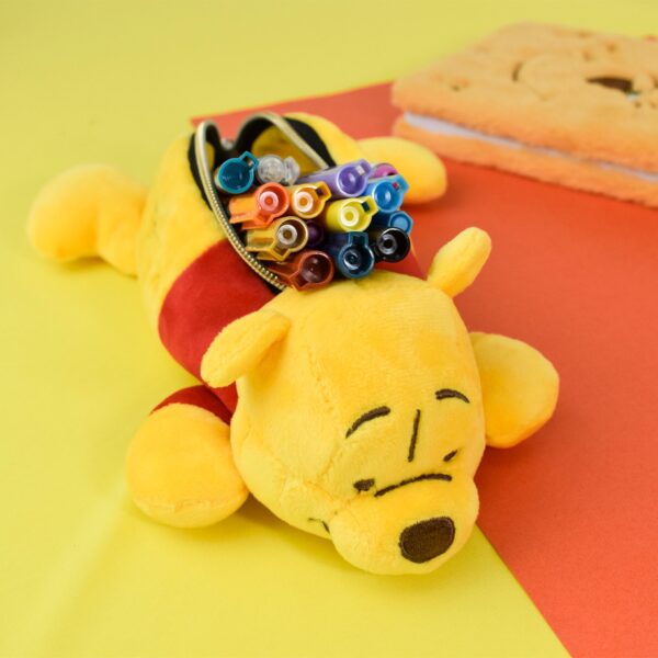 Estojo Pelúcia Fluffy Ursinho Pooh DAC